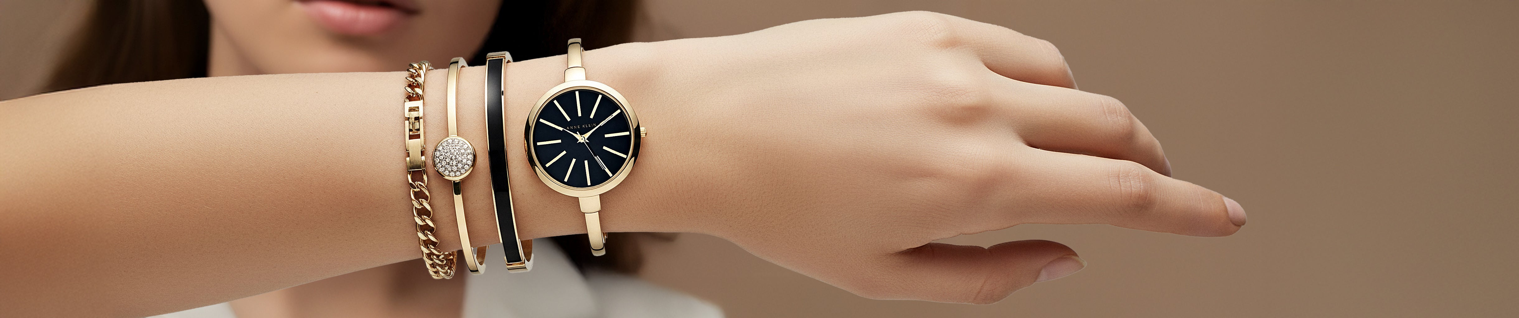 اطقم نسائية | Women Set