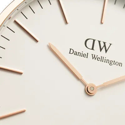 ساعة دانيال ولينغتون الرجالية بحركة كوارتز ولون مينا أبيض - DW-0102