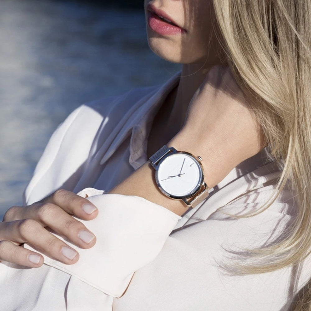 ساعة فينجر النسائية بحركة كوارتز ولون مينا أبيض - WNG-0036