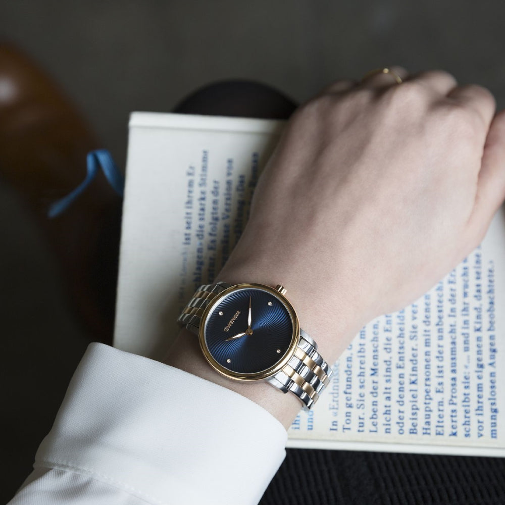 ساعة فينجر النسائية بحركة كوارتز ولون مينا أزرق - WNG-0024