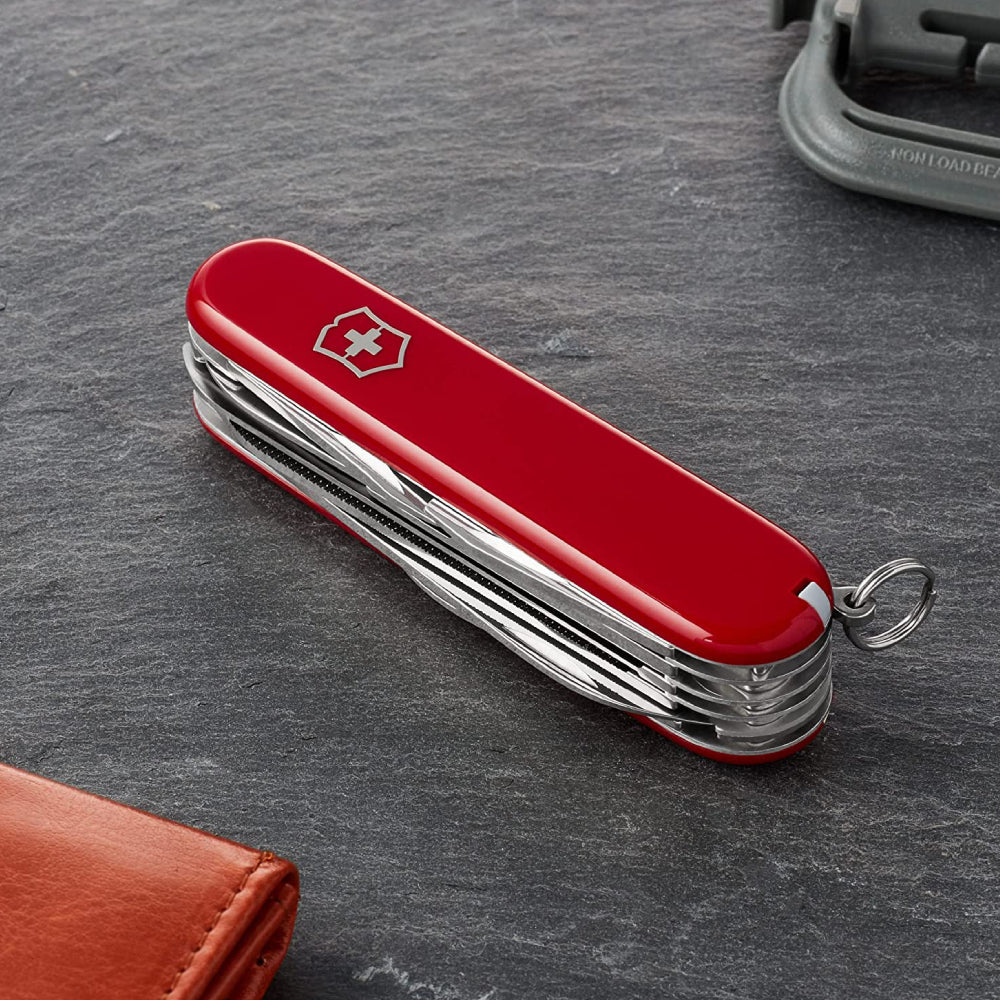 أداة متعددة الإستخدام السويسرية باللون الأحمر من فيكتورينوكس - VTKF-0012