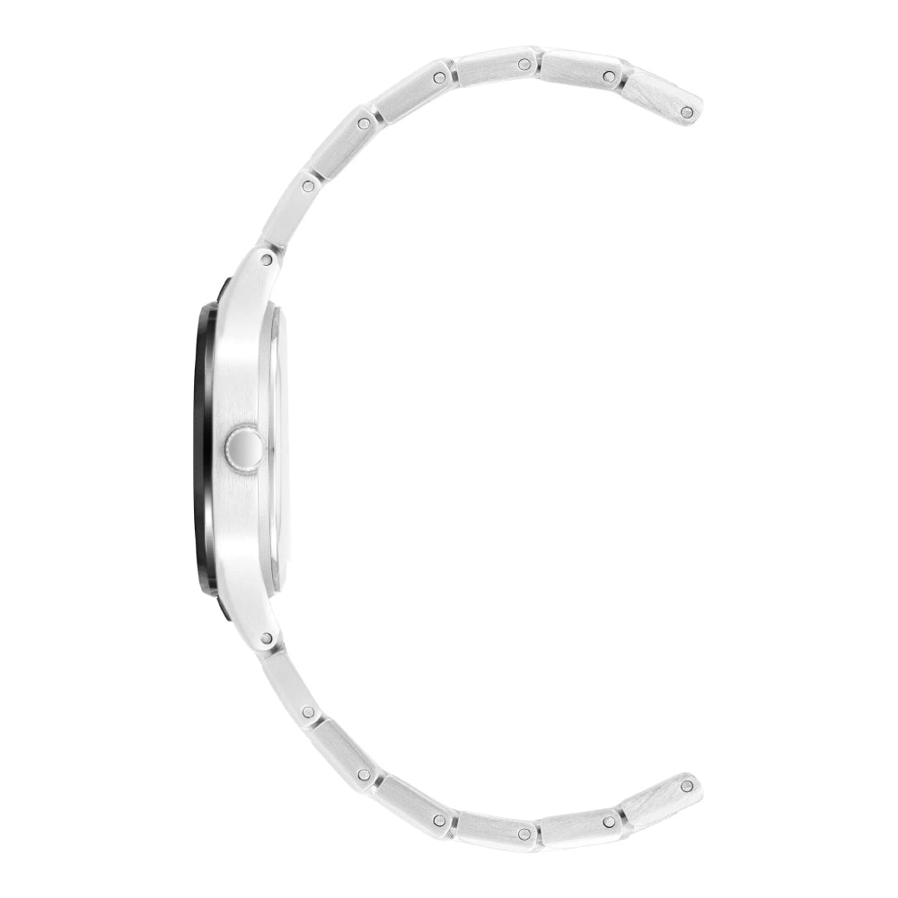 ساعة آن كلاين النسائية بحركة كوارتز ولون مينا فضي - AK-0306