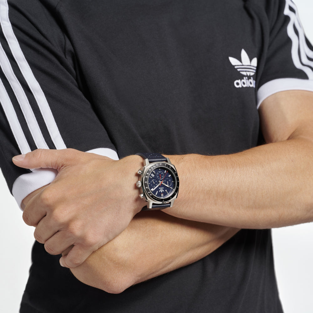 ساعة أديداس للرجال والنساء بحركة كوارتز ولون مينا أزرق - ADS-0085