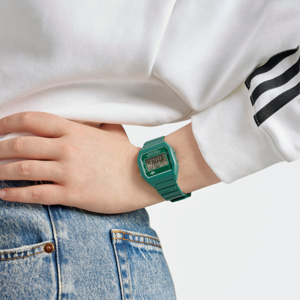 ساعة أديداس للرجال والنساء بحركة رقمية ولون مينا أخضر - ADS-0099