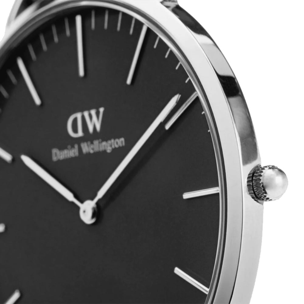 ساعة دانيال ولينغتون الرجالية بحركة كوارتز ولون مينا أسود - DW-1149