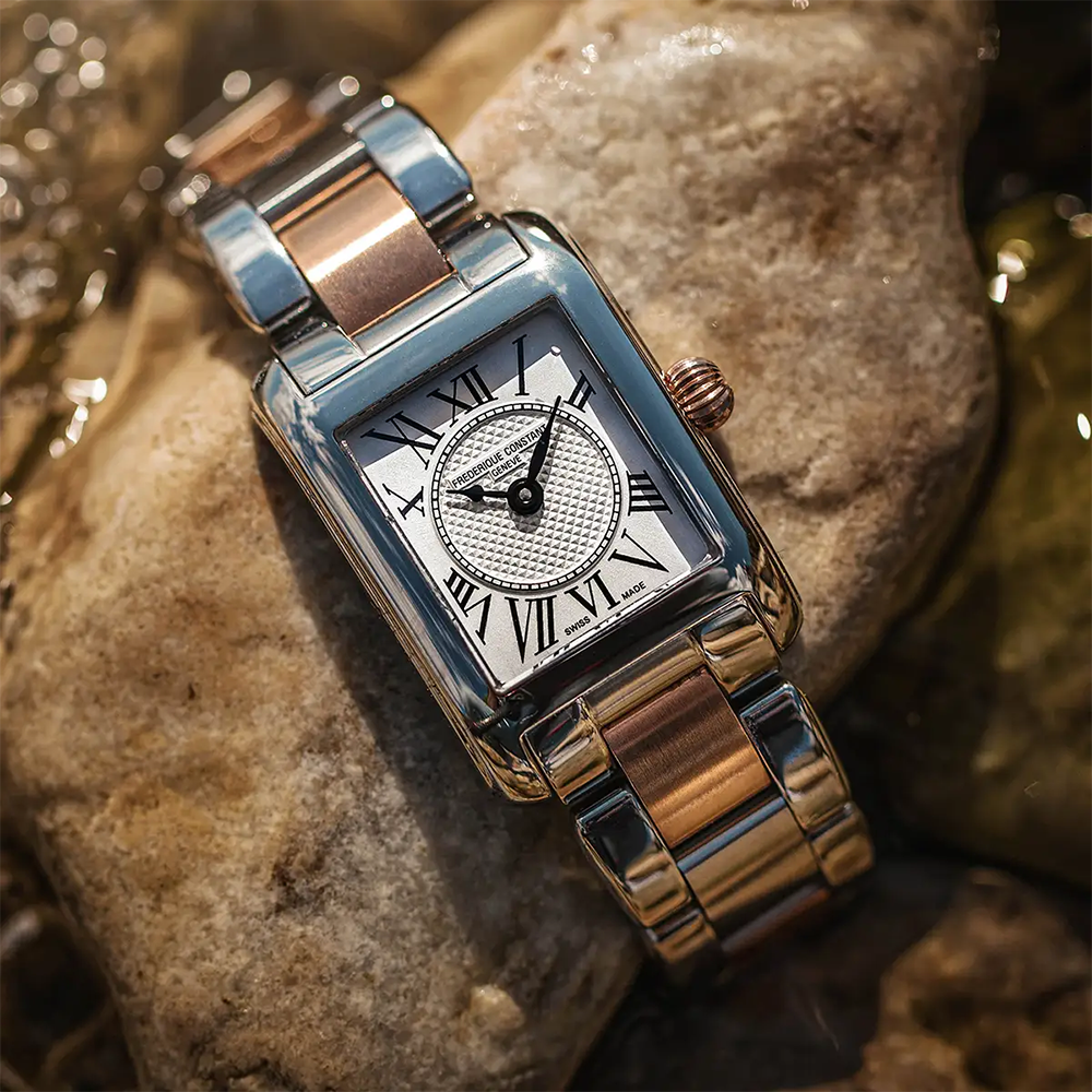 ساعة فريدريك كونستانت النسائية بحركة كوارتز ولون مينا فضي FC-0129