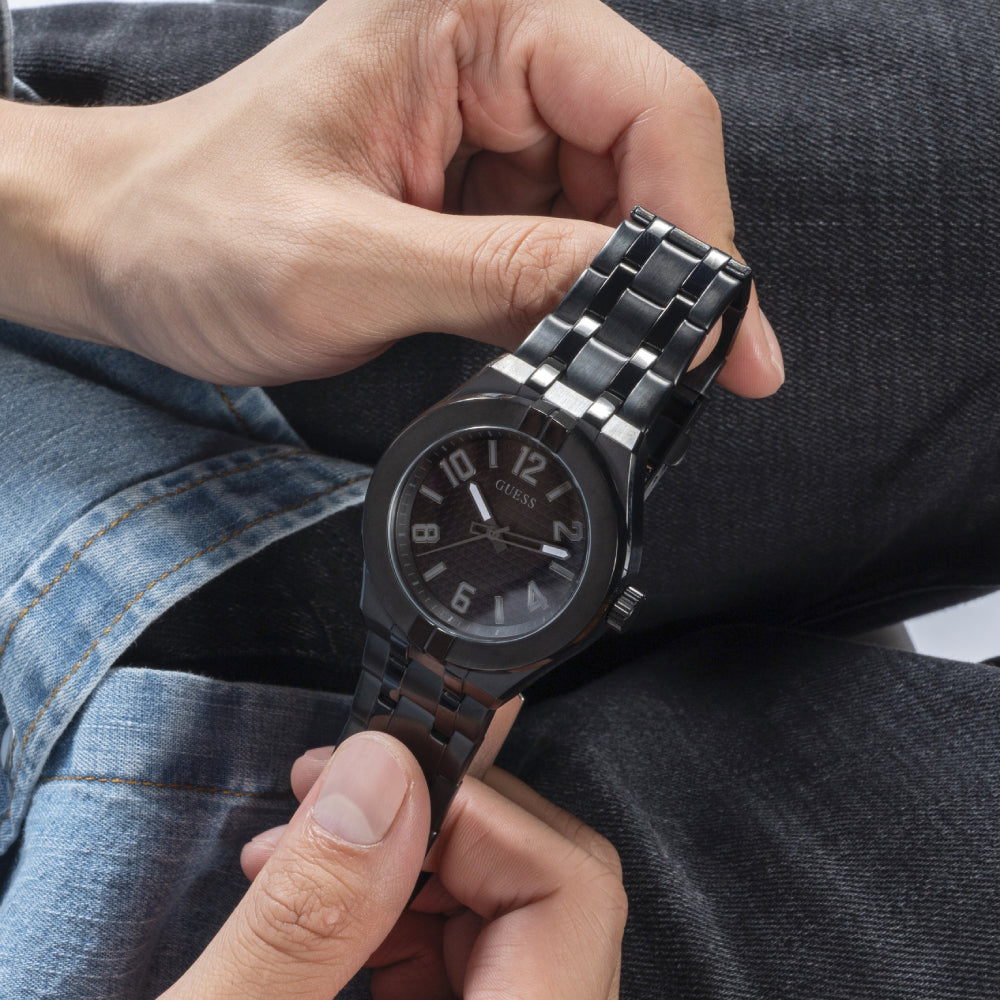 ساعة جيس الرجالية بحركة كوارتز ولون مينا أسود - GWC-0273