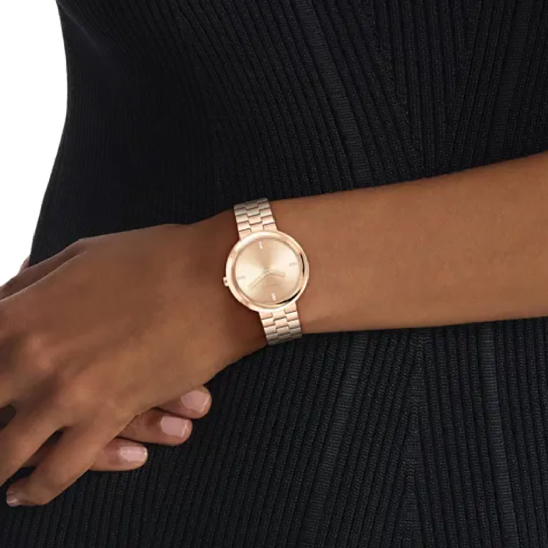 كالفن كلاين النسائية بحركة كوارتز ذهبي وردي ميناء CK-0127