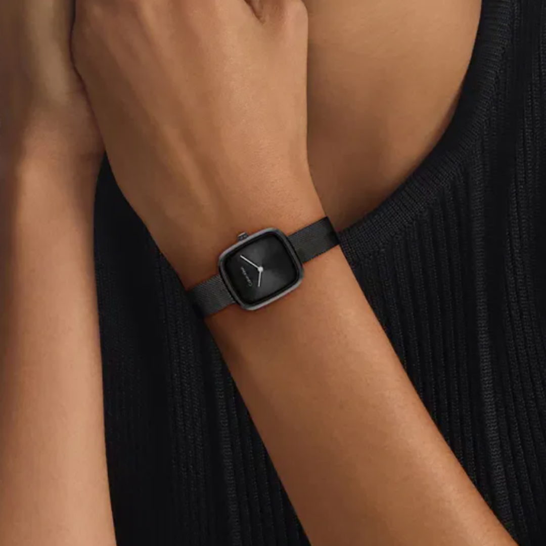 كالفن كلاين النسائية بحركة كوارتز أسود ميناء CK-0132