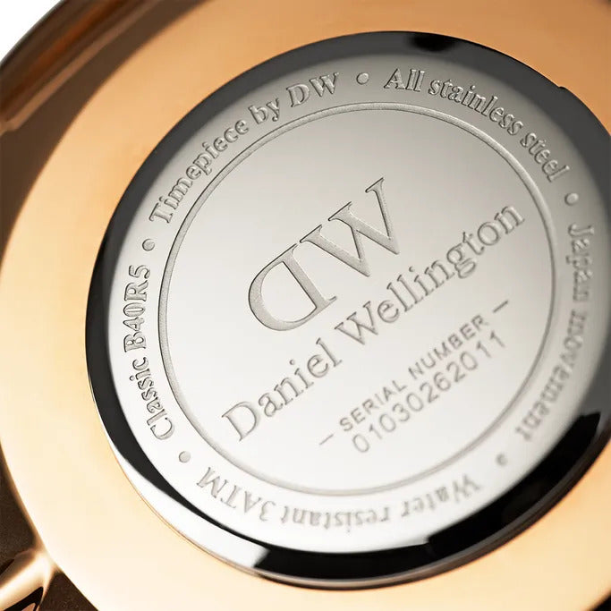 ساعة دانيال ولينغتون الرجالية بحركة كوارتز ولون مينا أسود - DW-1129