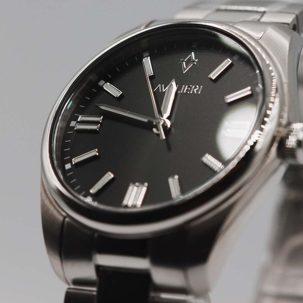 Avalieri Men's Quartz Black Dial Watch - AV-2580B