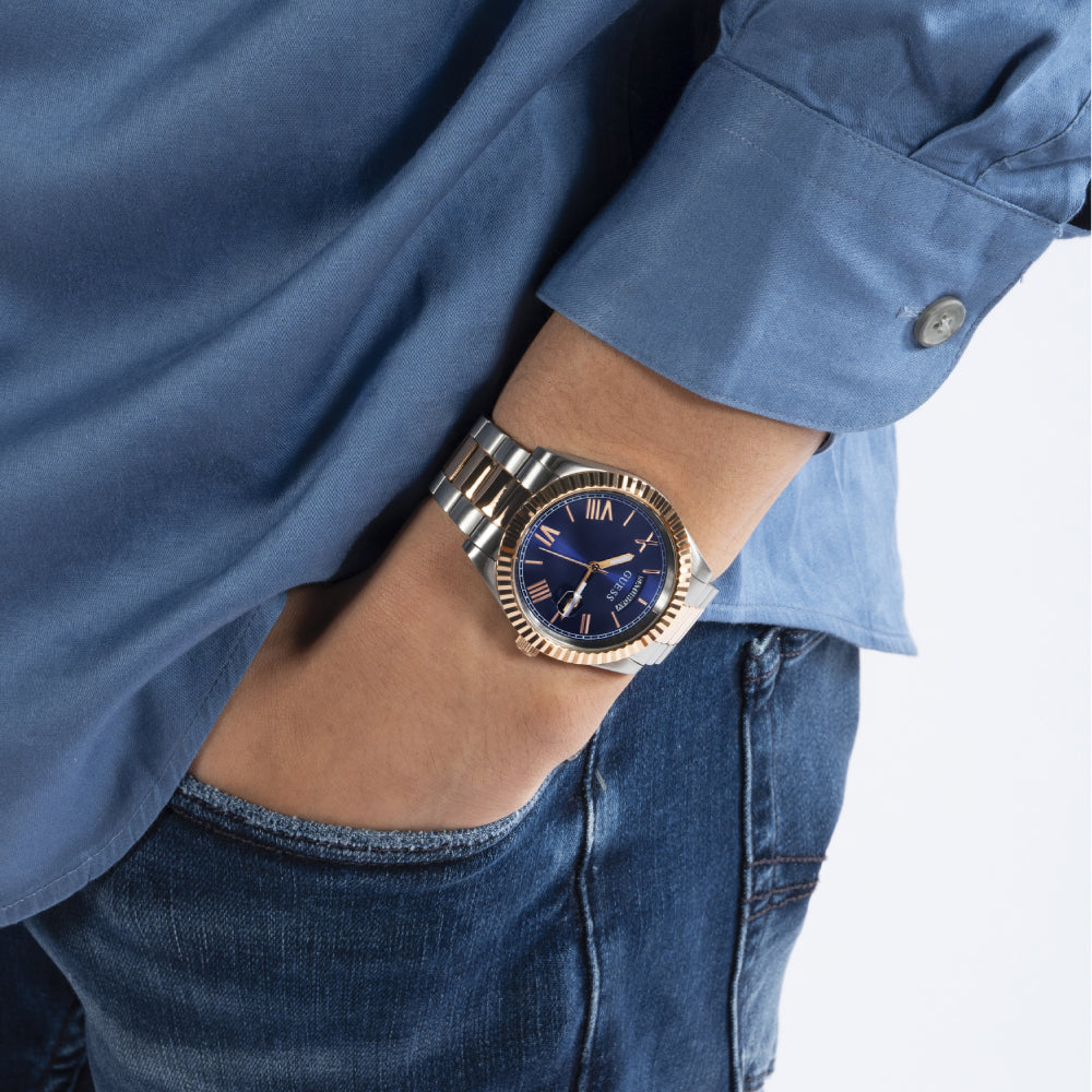 Guess Men's Quartz Watch with Blue Dial - GWC-0265