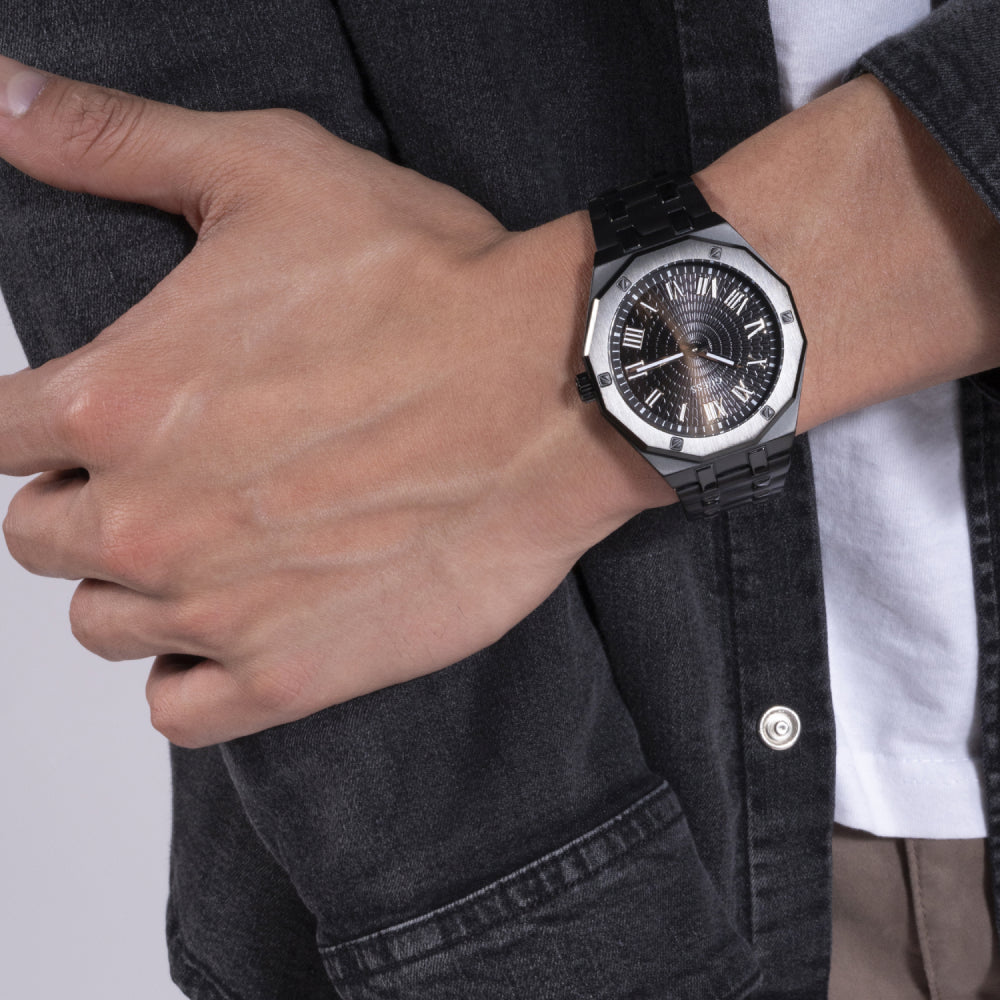 Guess Men's Quartz Watch with Black Dial - GWC-0229