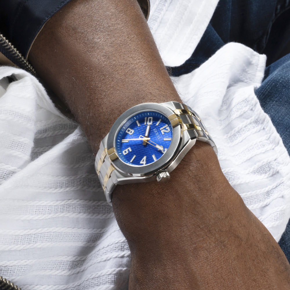 Guess Men's Quartz Watch with Blue Dial - GWC-0272