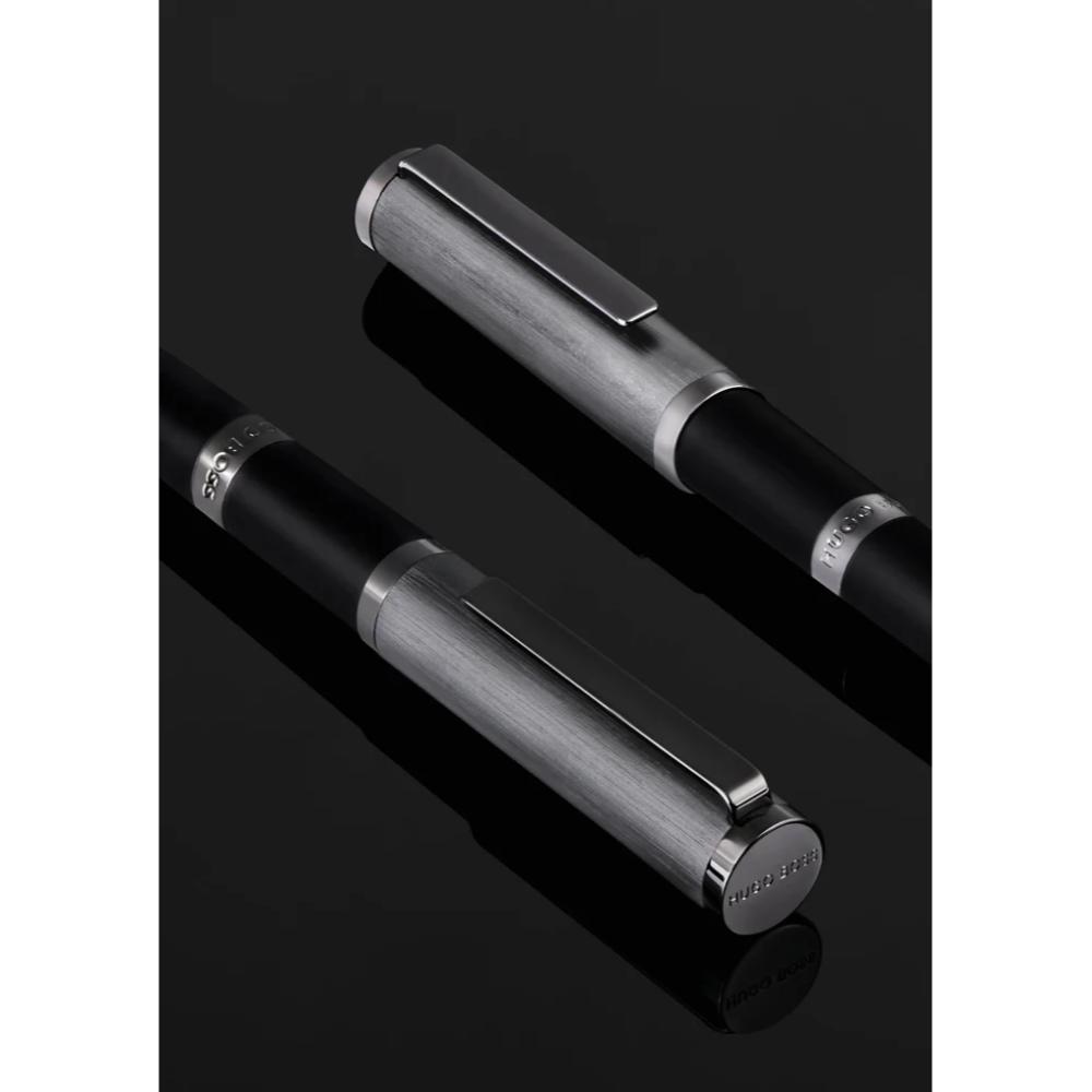 قلم هوغو بوس فورميشن غليم بال بوينت أسود، رمادي داكن HBPEN-0019