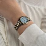 Women's Quartz Watch with Blue Dial - Image 6