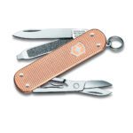 أداة سويسرية متعددة الاستخدامات بيج اللون