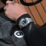 men's watch with automatic movement and black dial - صورة 4