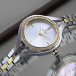 Women's watch quartz movement white dial - صورة 3